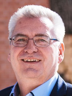 Michael Schneider