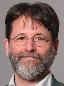 Andreas Oelze